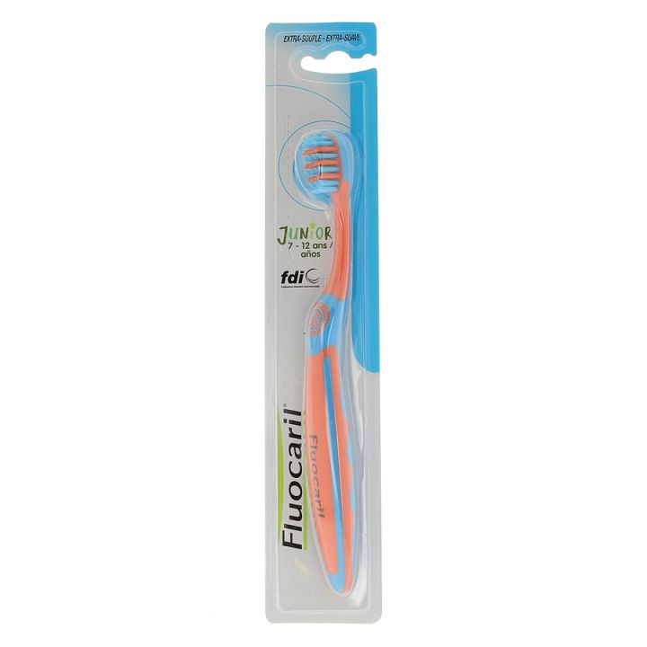 Brosse à dents junior extra-souple Fluocaril - une brosse à dents